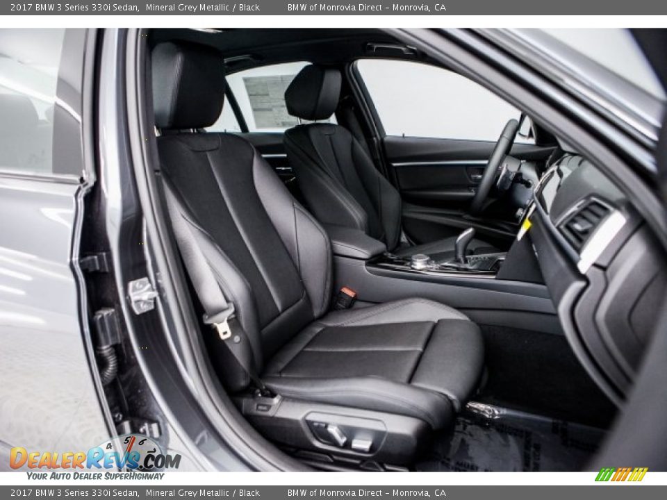 2017 BMW 3 Series 330i Sedan Mineral Grey Metallic / Black Photo #2