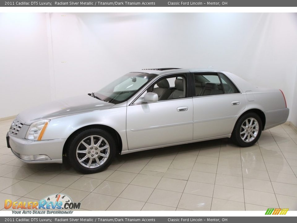 2011 Cadillac DTS Luxury Radiant Silver Metallic / Titanium/Dark Titanium Accents Photo #3