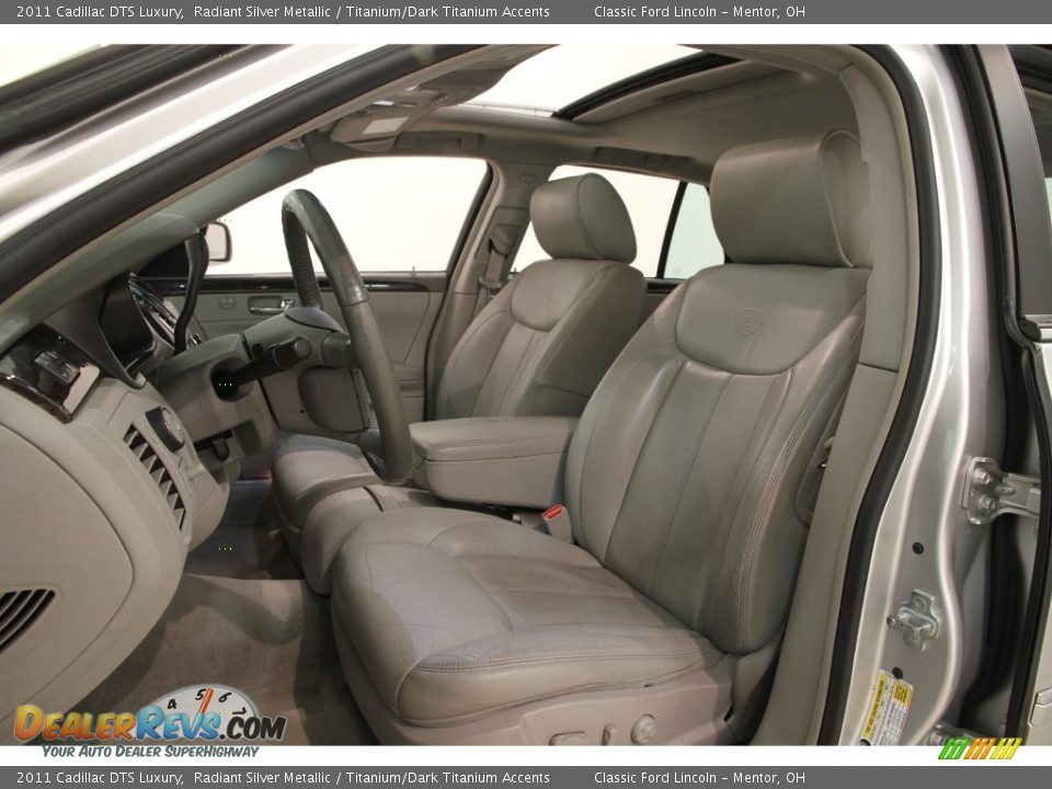 2011 Cadillac DTS Luxury Radiant Silver Metallic / Titanium/Dark Titanium Accents Photo #6