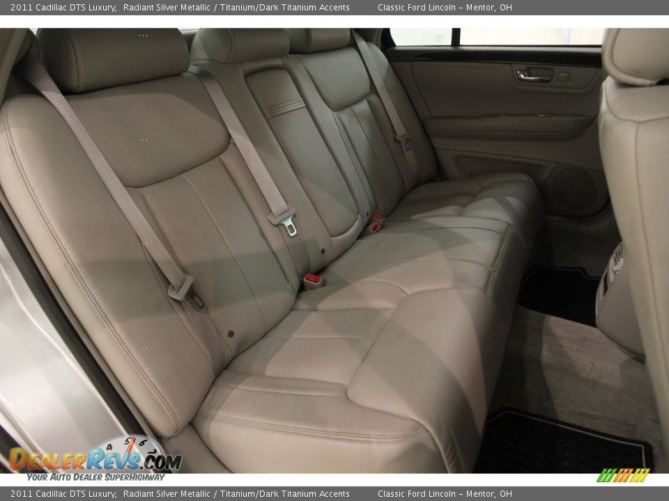 2011 Cadillac DTS Luxury Radiant Silver Metallic / Titanium/Dark Titanium Accents Photo #14