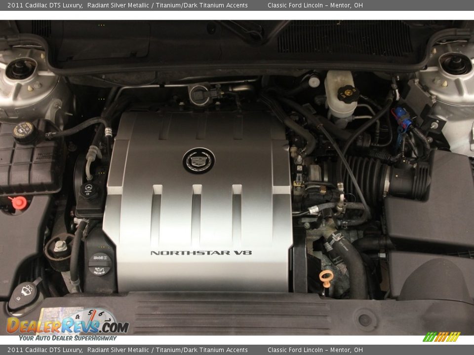 2011 Cadillac DTS Luxury Radiant Silver Metallic / Titanium/Dark Titanium Accents Photo #18