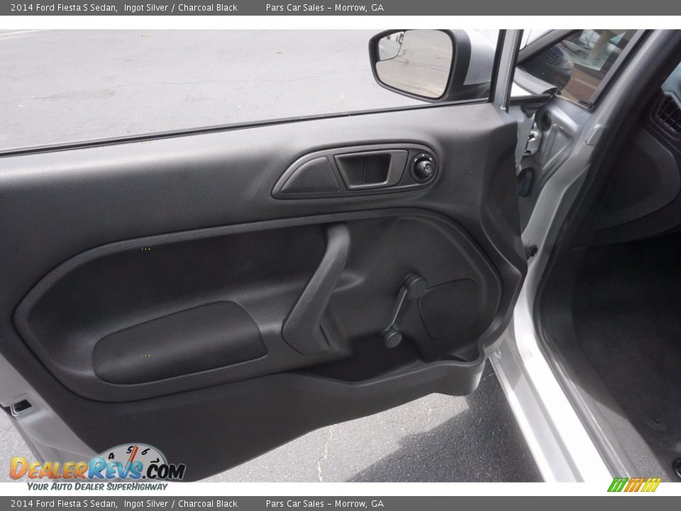 2014 Ford Fiesta S Sedan Ingot Silver / Charcoal Black Photo #8