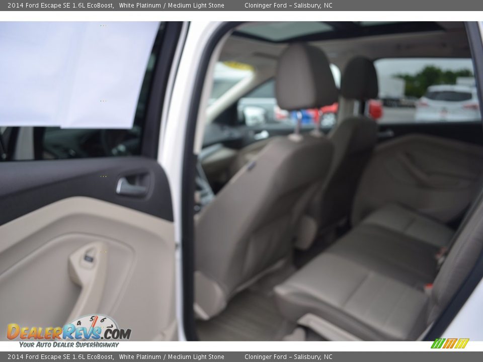 2014 Ford Escape SE 1.6L EcoBoost White Platinum / Medium Light Stone Photo #12