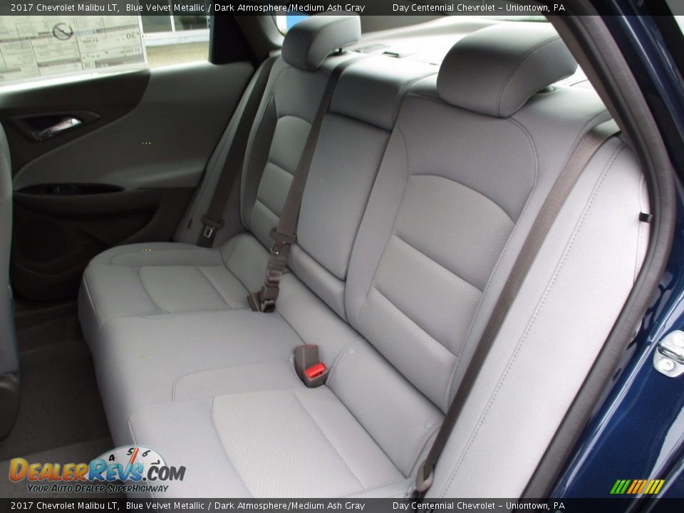 2017 Chevrolet Malibu LT Blue Velvet Metallic / Dark Atmosphere/Medium Ash Gray Photo #13