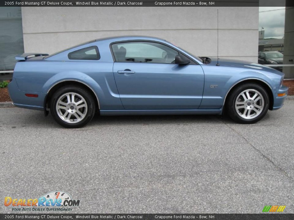 2005 Ford Mustang GT Deluxe Coupe Windveil Blue Metallic / Dark Charcoal Photo #2