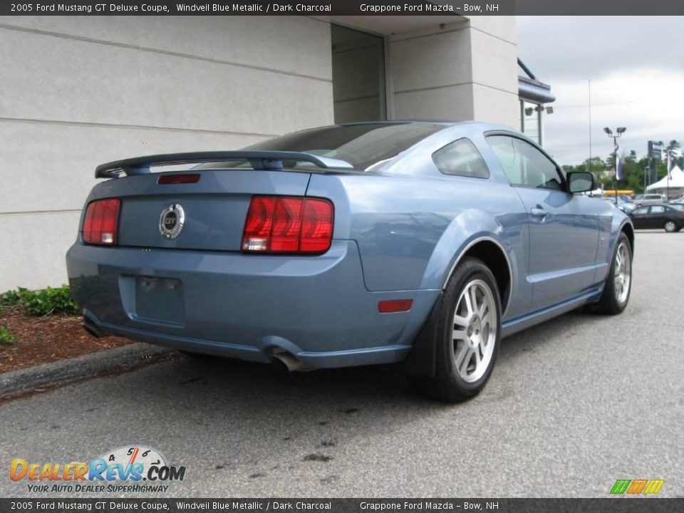 2005 Ford Mustang GT Deluxe Coupe Windveil Blue Metallic / Dark Charcoal Photo #3