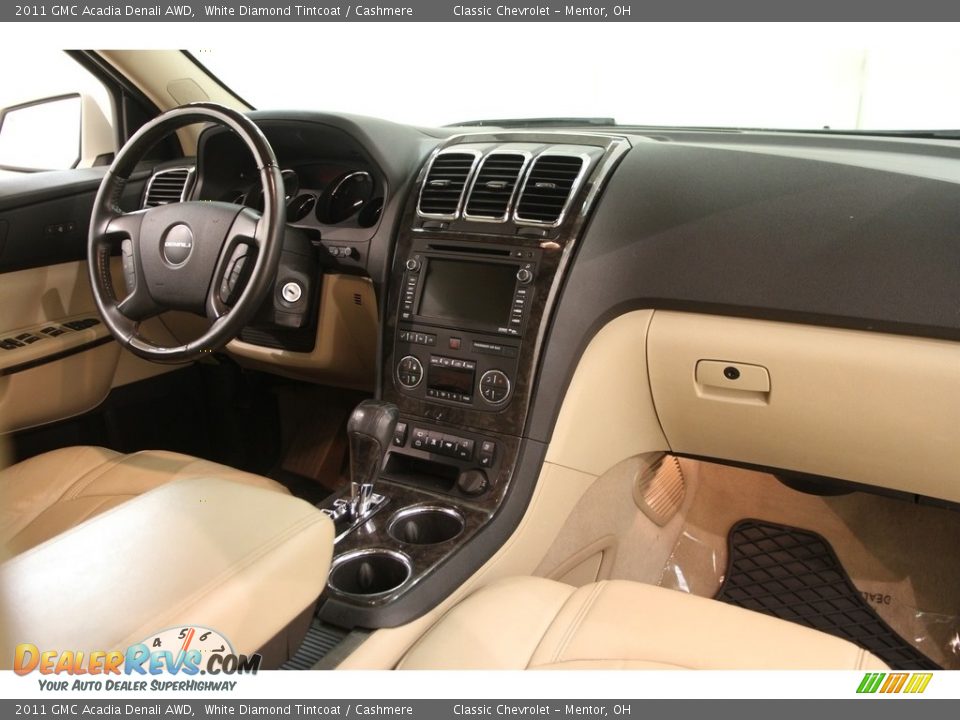 2011 GMC Acadia Denali AWD White Diamond Tintcoat / Cashmere Photo #17