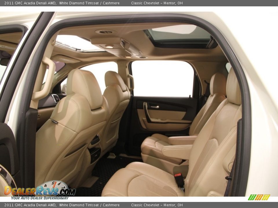 2011 GMC Acadia Denali AWD White Diamond Tintcoat / Cashmere Photo #20