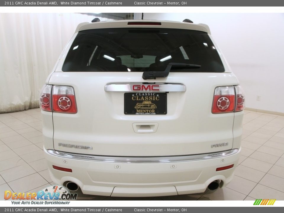 2011 GMC Acadia Denali AWD White Diamond Tintcoat / Cashmere Photo #25