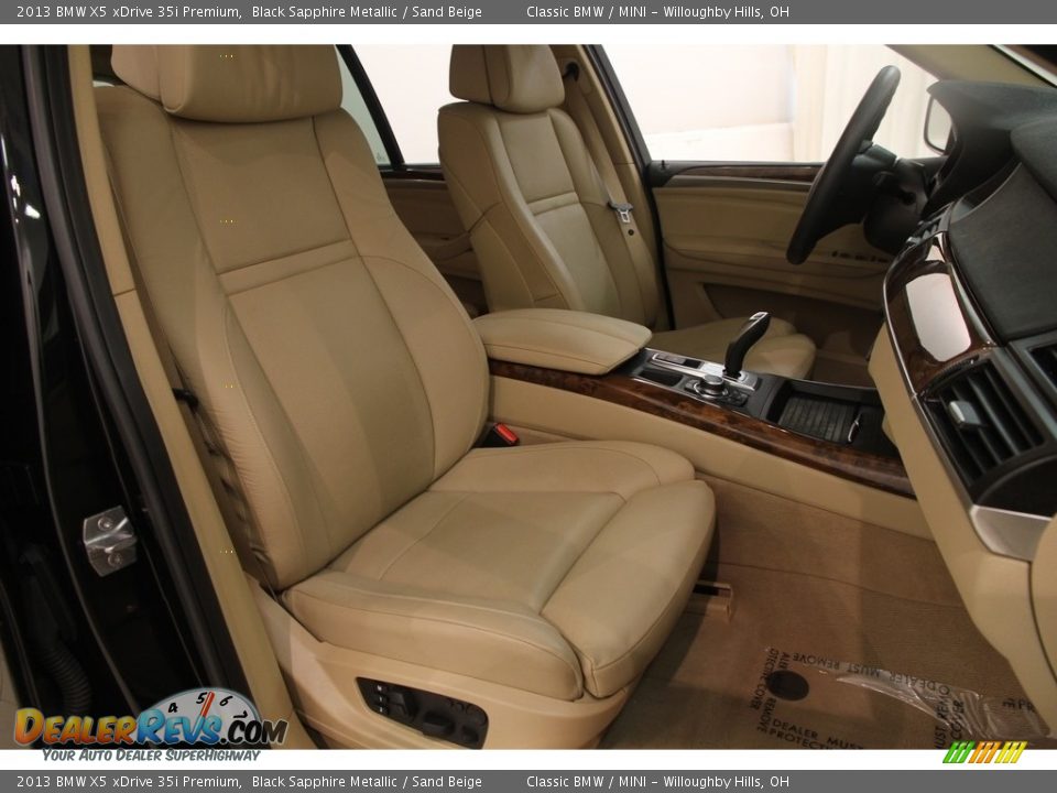 2013 BMW X5 xDrive 35i Premium Black Sapphire Metallic / Sand Beige Photo #17