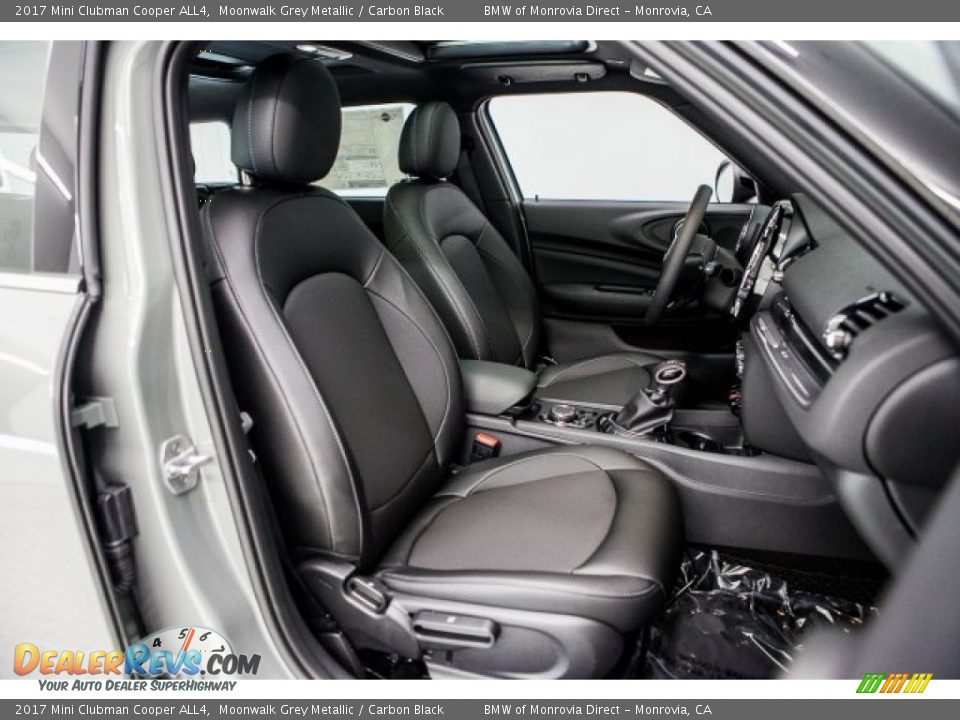 2017 Mini Clubman Cooper ALL4 Moonwalk Grey Metallic / Carbon Black Photo #2
