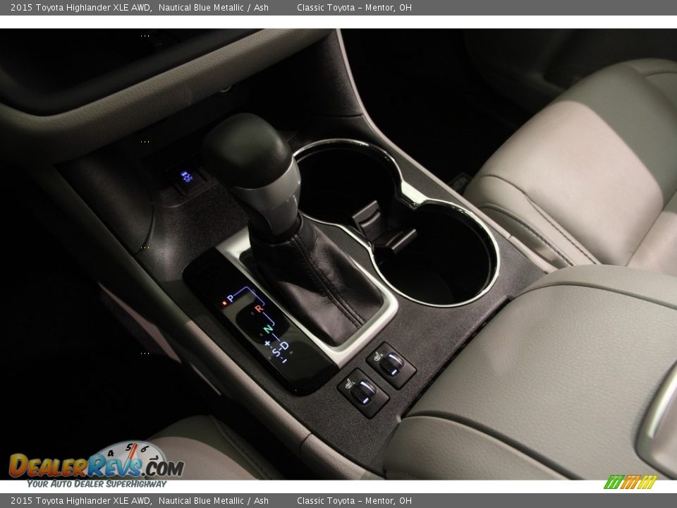 2015 Toyota Highlander XLE AWD Nautical Blue Metallic / Ash Photo #13