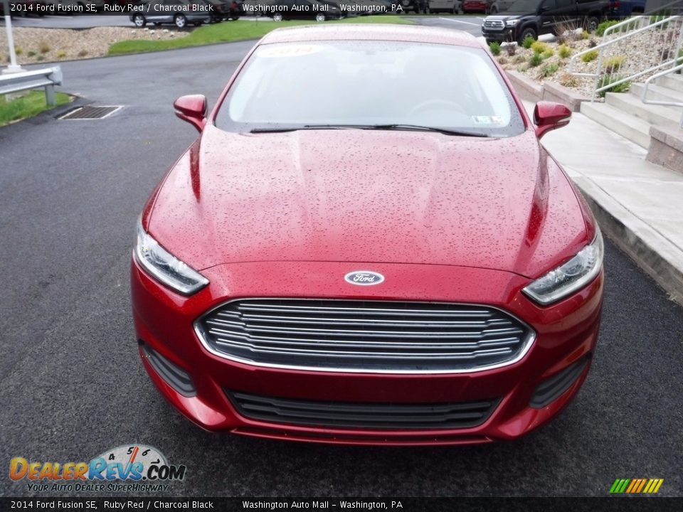 2014 Ford Fusion SE Ruby Red / Charcoal Black Photo #4