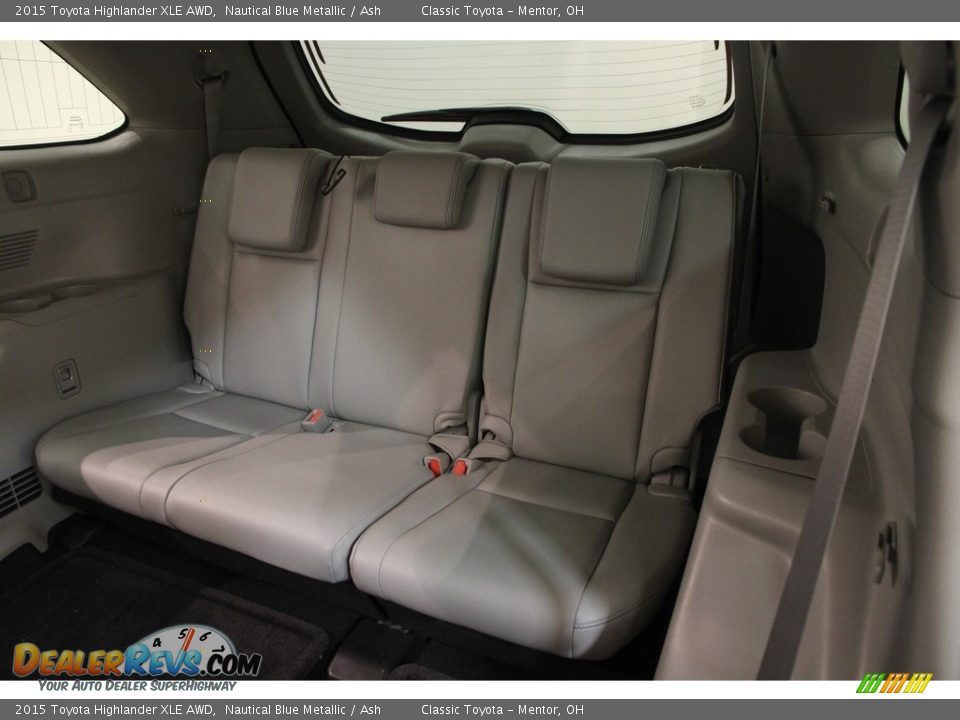 2015 Toyota Highlander XLE AWD Nautical Blue Metallic / Ash Photo #19