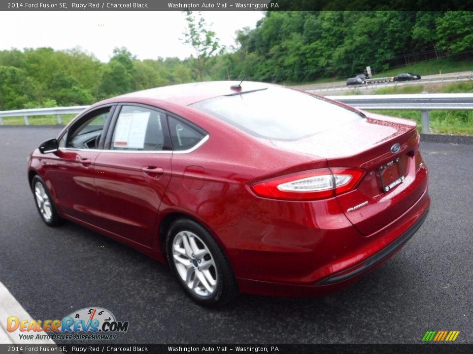 2014 Ford Fusion SE Ruby Red / Charcoal Black Photo #8