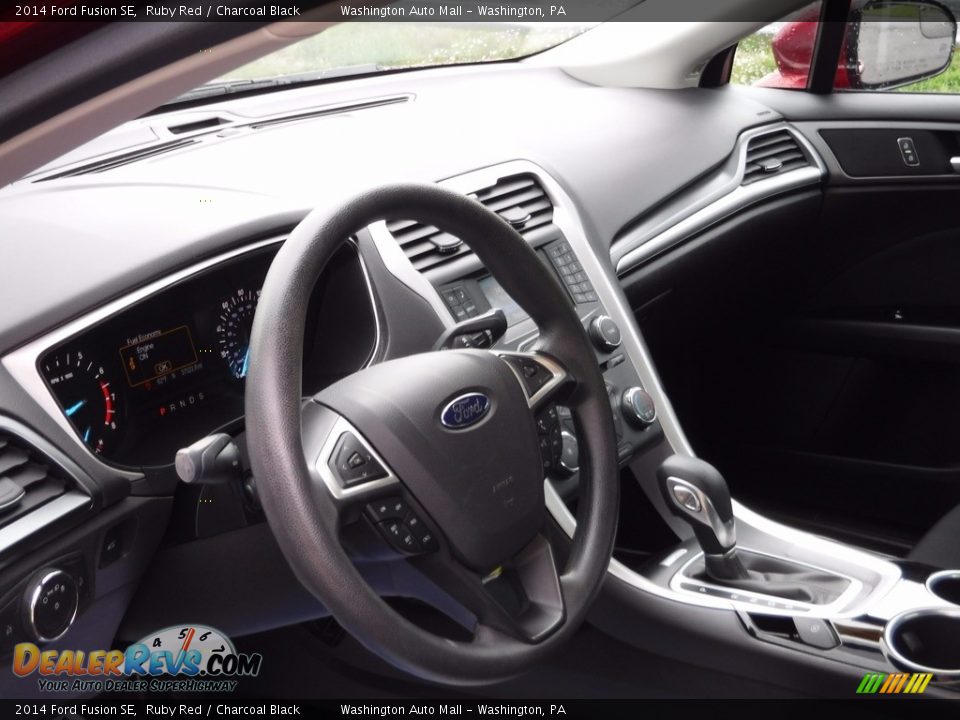 2014 Ford Fusion SE Ruby Red / Charcoal Black Photo #12
