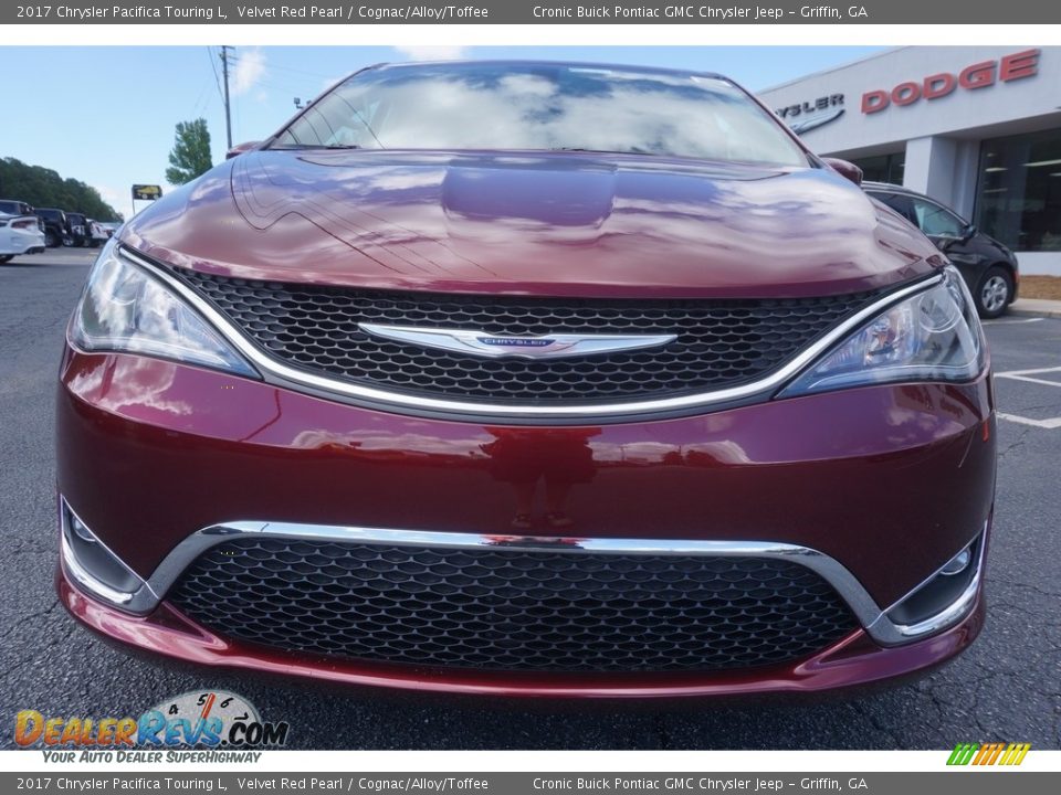 2017 Chrysler Pacifica Touring L Velvet Red Pearl / Cognac/Alloy/Toffee Photo #2