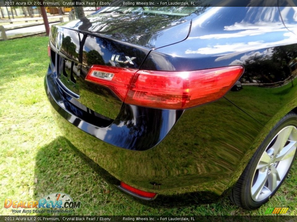 2013 Acura ILX 2.0L Premium Crystal Black Pearl / Ebony Photo #19