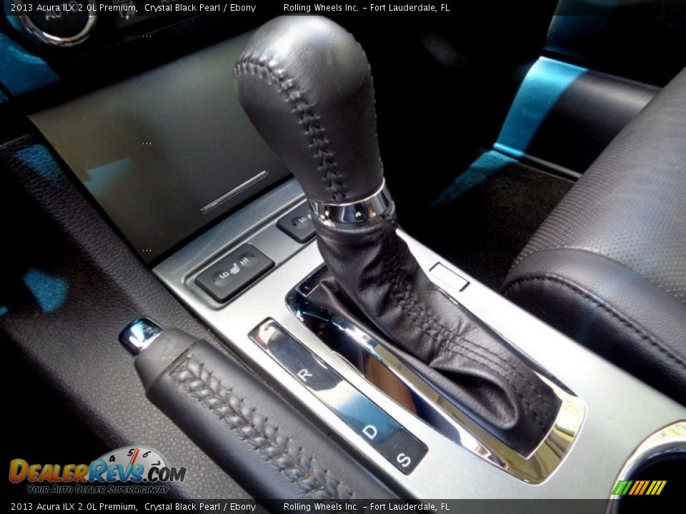 2013 Acura ILX 2.0L Premium Crystal Black Pearl / Ebony Photo #29