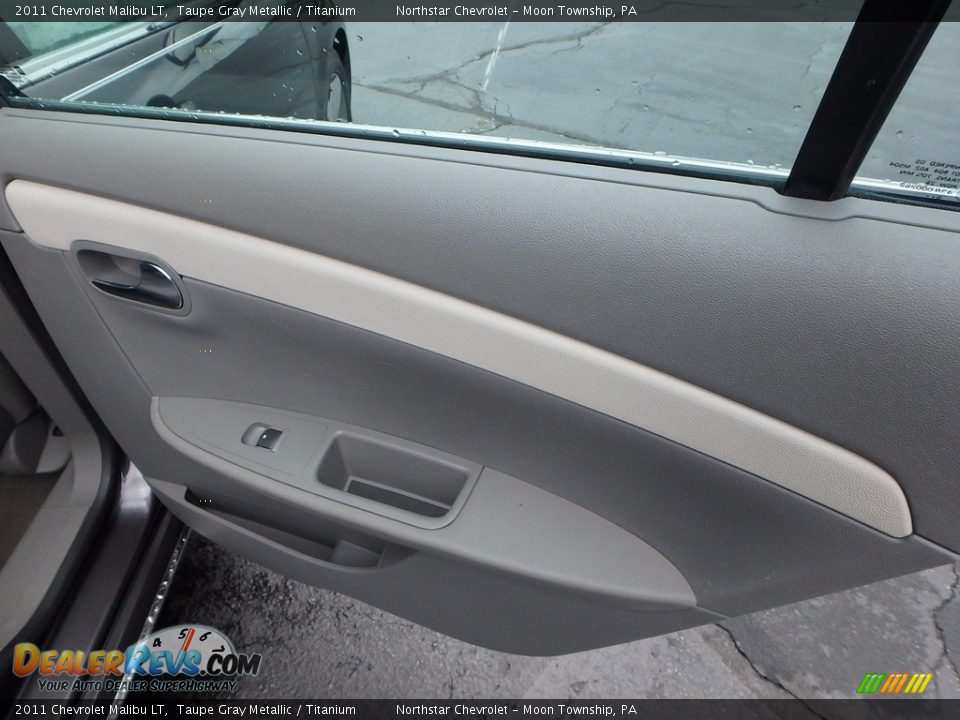 2011 Chevrolet Malibu LT Taupe Gray Metallic / Titanium Photo #18