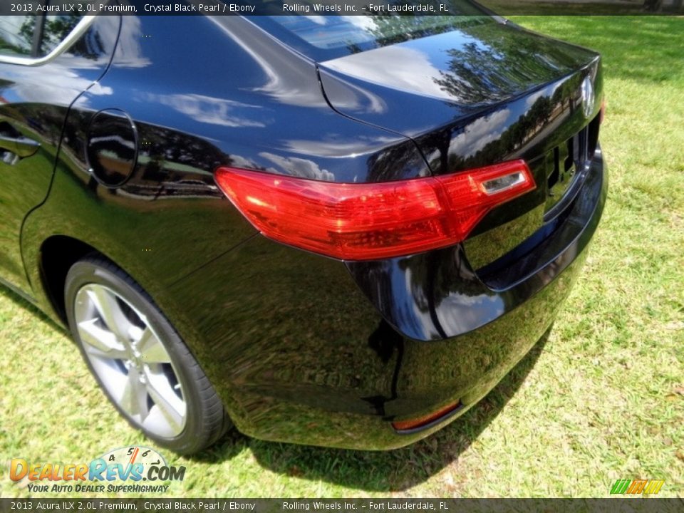 2013 Acura ILX 2.0L Premium Crystal Black Pearl / Ebony Photo #34