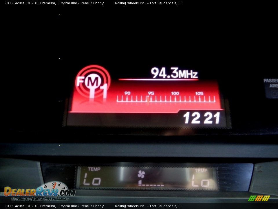 2013 Acura ILX 2.0L Premium Crystal Black Pearl / Ebony Photo #35