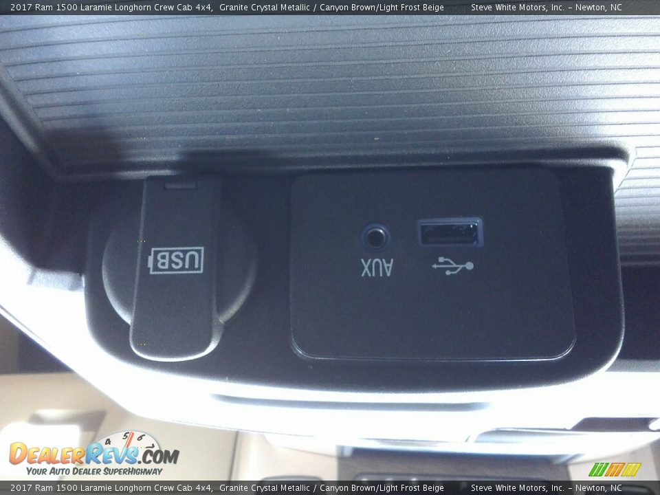 2017 Ram 1500 Laramie Longhorn Crew Cab 4x4 Granite Crystal Metallic / Canyon Brown/Light Frost Beige Photo #29