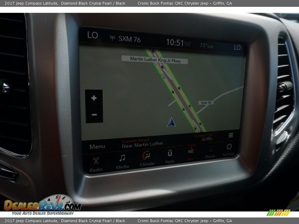 2017 Jeep Compass Latitude Diamond Black Crystal Pearl / Black Photo #14