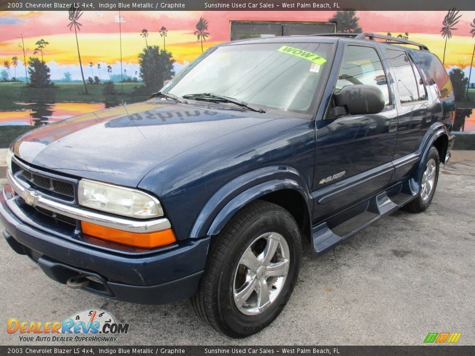 2003 Chevrolet Blazer LS 4x4 Indigo Blue Metallic / Graphite Photo #4