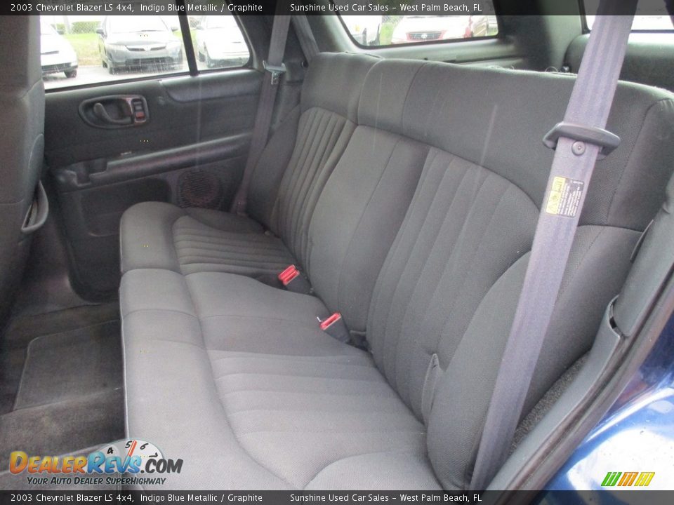 2003 Chevrolet Blazer LS 4x4 Indigo Blue Metallic / Graphite Photo #14