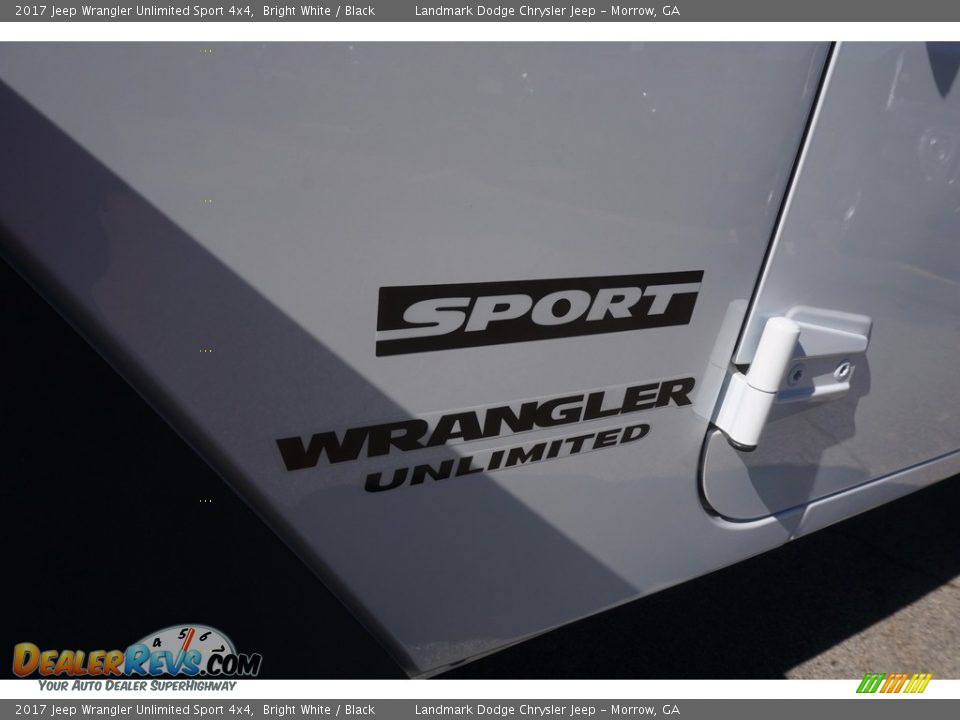 2017 Jeep Wrangler Unlimited Sport 4x4 Bright White / Black Photo #7