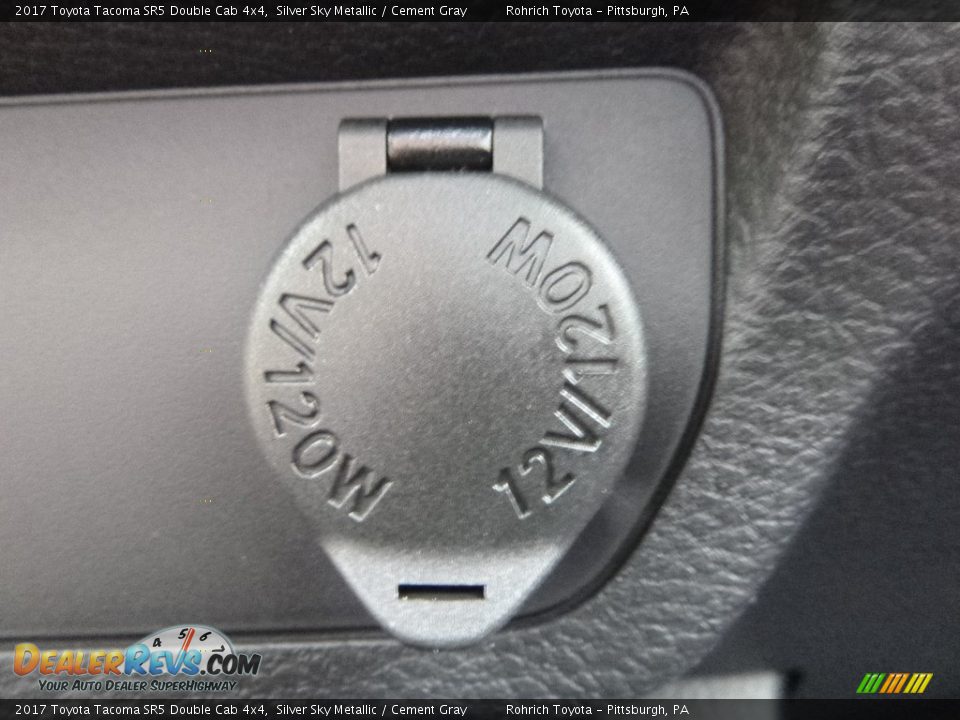 2017 Toyota Tacoma SR5 Double Cab 4x4 Silver Sky Metallic / Cement Gray Photo #14