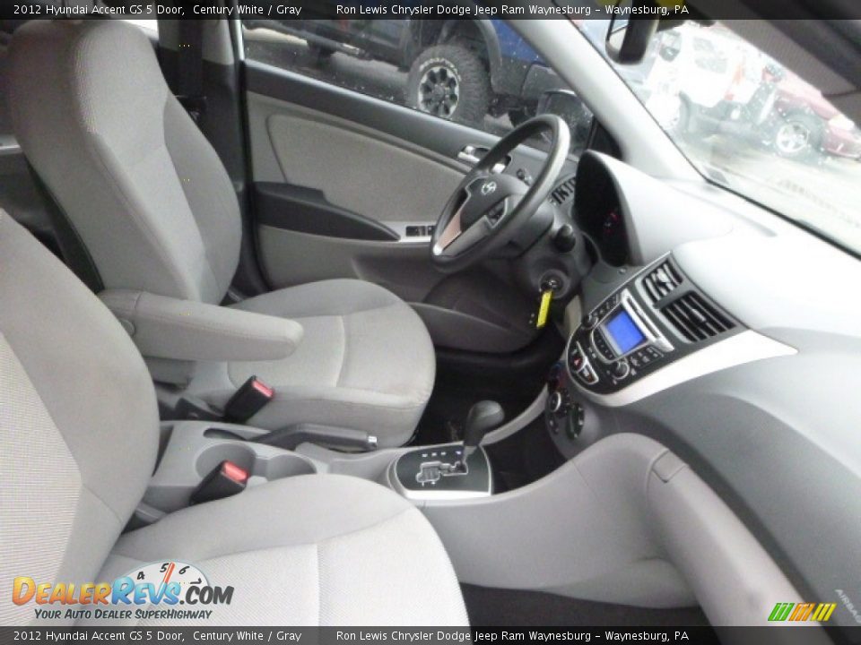 2012 Hyundai Accent GS 5 Door Century White / Gray Photo #9