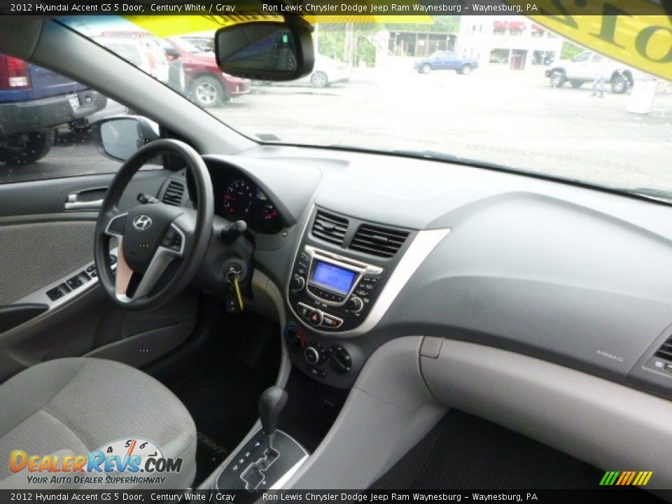 2012 Hyundai Accent GS 5 Door Century White / Gray Photo #10