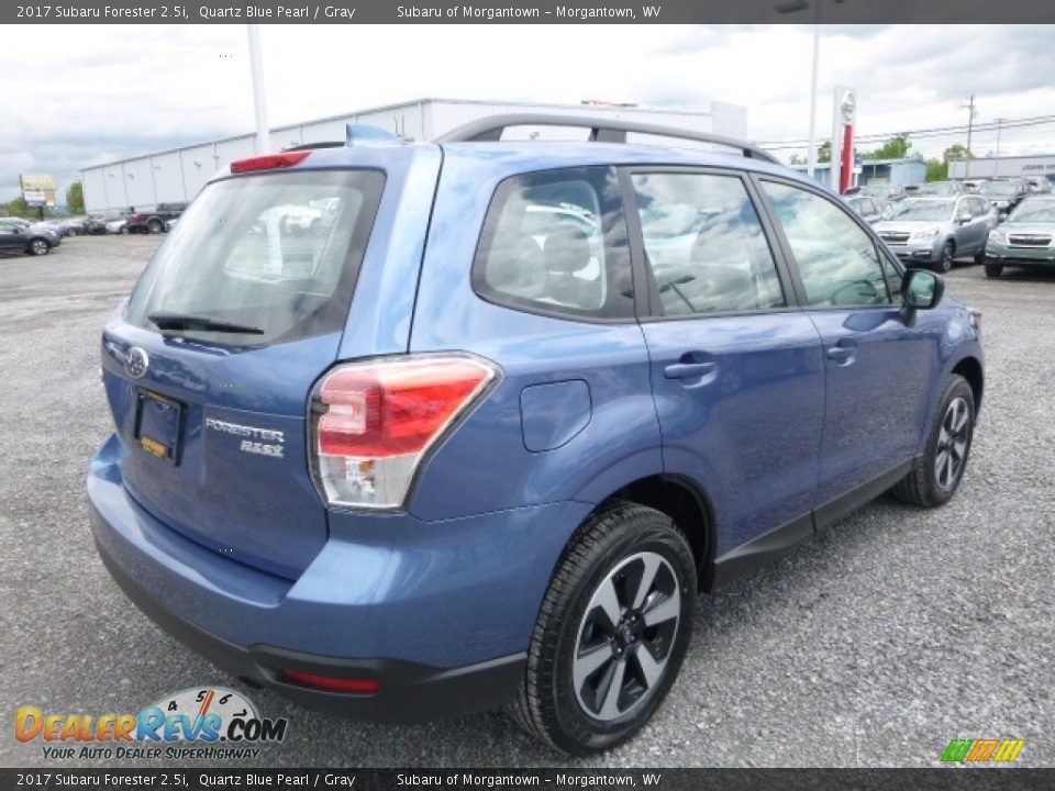 2017 Subaru Forester 2.5i Quartz Blue Pearl / Gray Photo #4