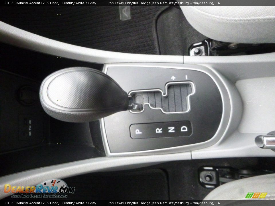 2012 Hyundai Accent GS 5 Door Century White / Gray Photo #17