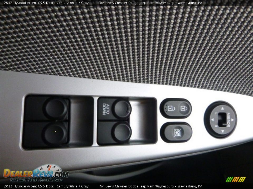 2012 Hyundai Accent GS 5 Door Century White / Gray Photo #20