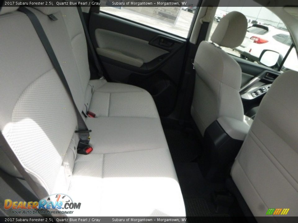 2017 Subaru Forester 2.5i Quartz Blue Pearl / Gray Photo #13