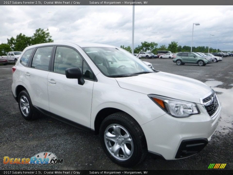 2017 Subaru Forester 2.5i Crystal White Pearl / Gray Photo #1