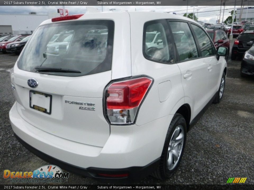 2017 Subaru Forester 2.5i Crystal White Pearl / Gray Photo #7