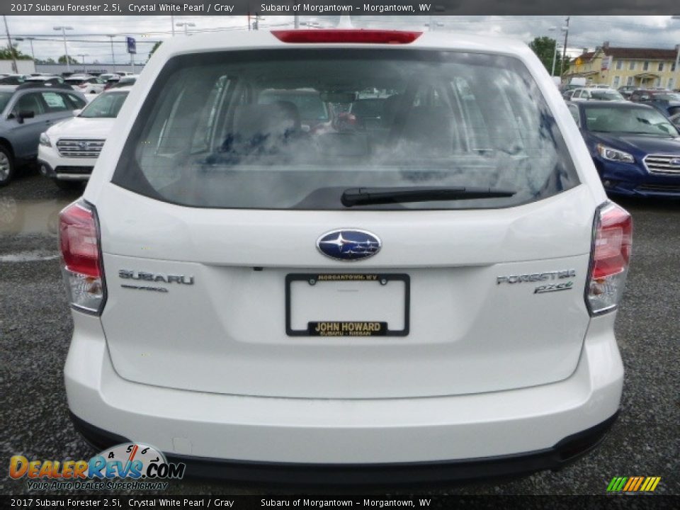 2017 Subaru Forester 2.5i Crystal White Pearl / Gray Photo #8