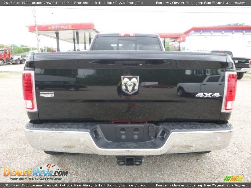 2017 Ram 3500 Laramie Crew Cab 4x4 Dual Rear Wheel Brilliant Black Crystal Pearl / Black Photo #4