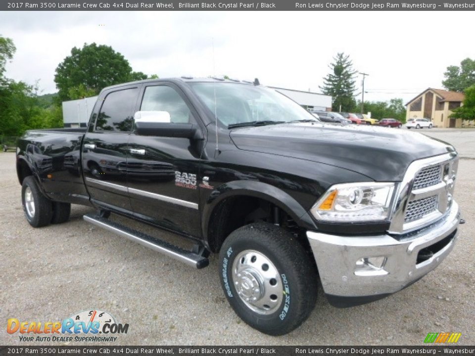 2017 Ram 3500 Laramie Crew Cab 4x4 Dual Rear Wheel Brilliant Black Crystal Pearl / Black Photo #7