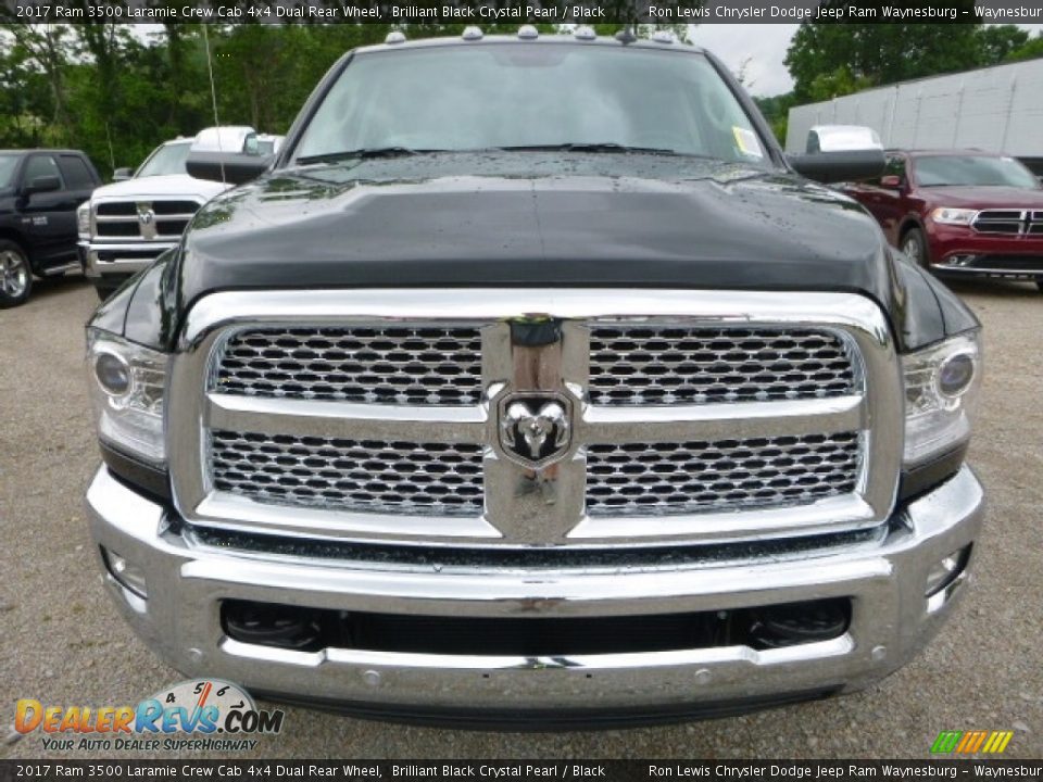 2017 Ram 3500 Laramie Crew Cab 4x4 Dual Rear Wheel Brilliant Black Crystal Pearl / Black Photo #8