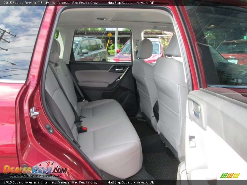 2015 Subaru Forester 2.5i Limited Venetian Red Pearl / Gray Photo #19
