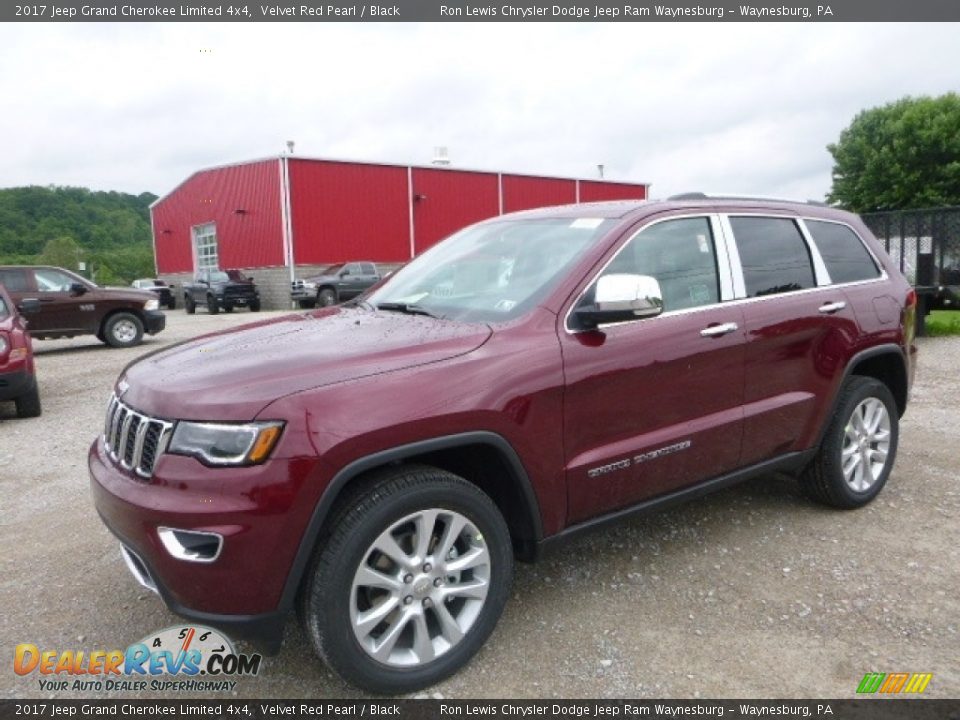 2017 Jeep Grand Cherokee Limited 4x4 Velvet Red Pearl / Black Photo #1