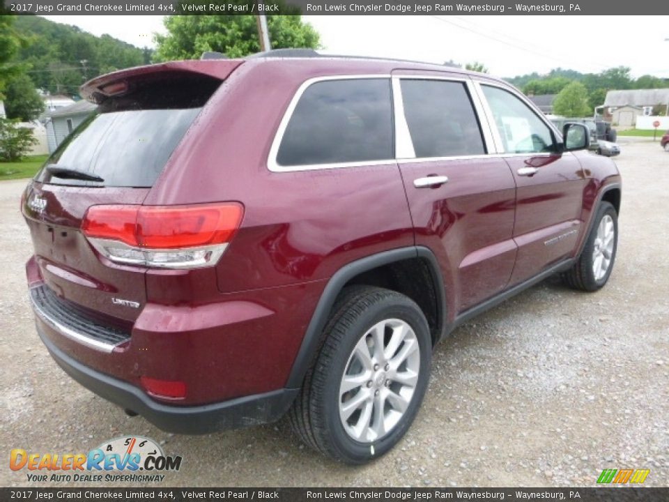 2017 Jeep Grand Cherokee Limited 4x4 Velvet Red Pearl / Black Photo #5