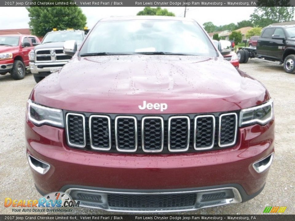 2017 Jeep Grand Cherokee Limited 4x4 Velvet Red Pearl / Black Photo #8