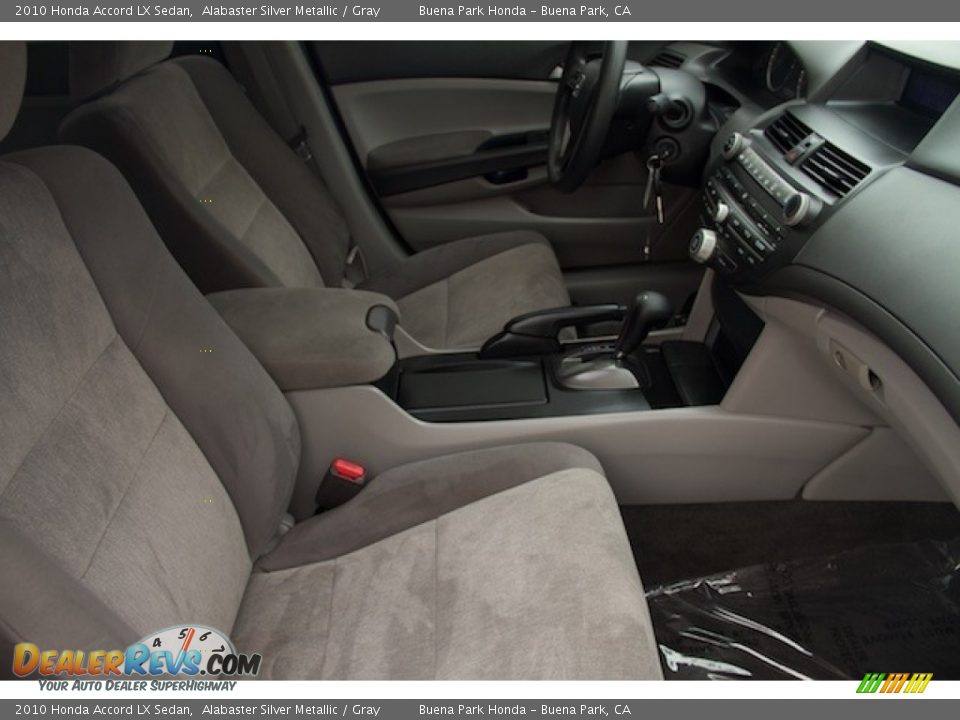 2010 Honda Accord LX Sedan Alabaster Silver Metallic / Gray Photo #16