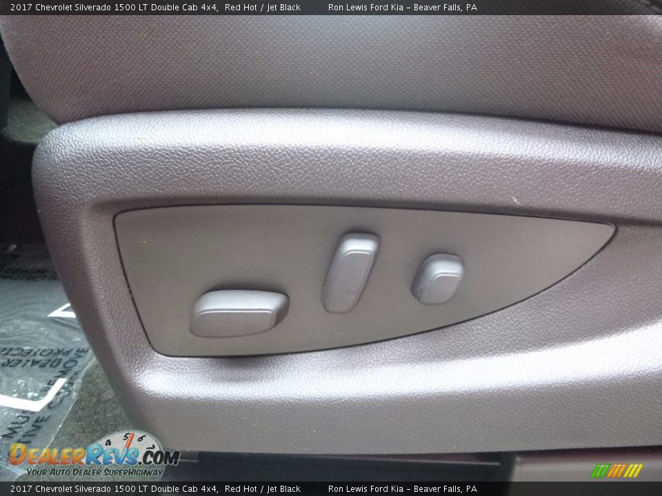 2017 Chevrolet Silverado 1500 LT Double Cab 4x4 Red Hot / Jet Black Photo #16